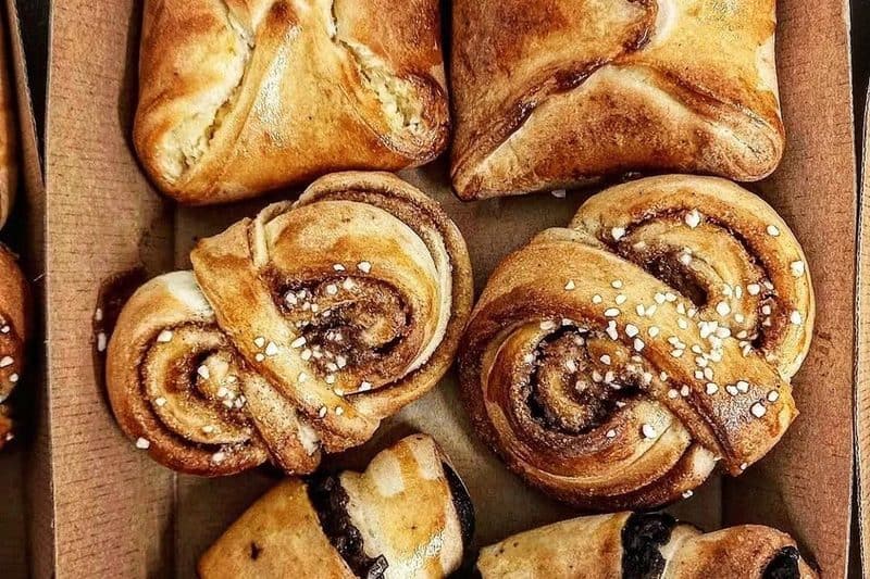 International fare at artisan bakery – Tomer Weisshof