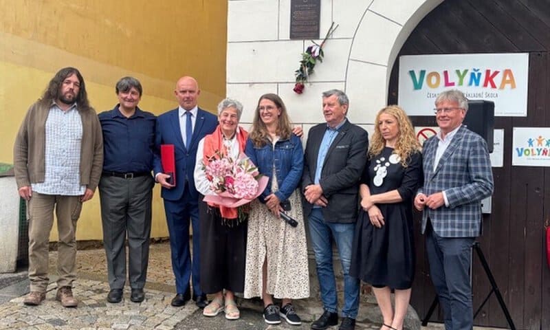 NZ Second Generation Survivor and Family Honoured in the Czech Republic